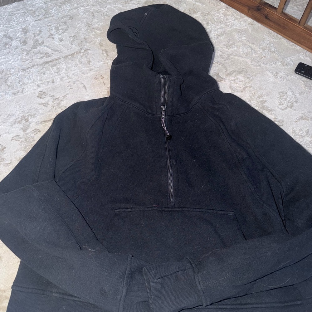 Lululemon 1/2 zip scuba